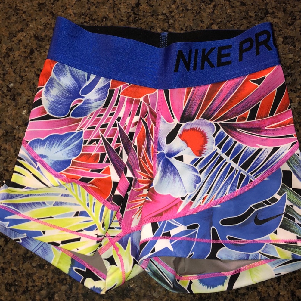 nike pros